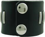 http://site.cuffwatches.net/SeikoMilitarySnapCuff3.jpg